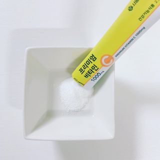 서울약사신협 프리미엄비타민C1000_2.5G x 100포 — 4.5점을 준 리뷰어가 2021년 5월 올린 사용 사진