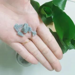 작심연구소 구취제거+충치예방+치아화이트닝 마법의 캔디 덴티팝3종(맛 랜덤 발송) — 4점을 준 리뷰어가 2022년 5월 올린 사용 사진