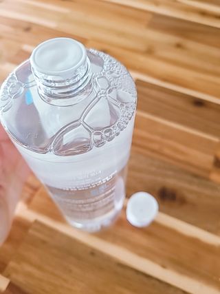 김정문알로에 큐어 큐어 알로에 워터 젤리 토너 500ml — 4점을 준 리뷰어가 2021년 4월 올린 사용 사진