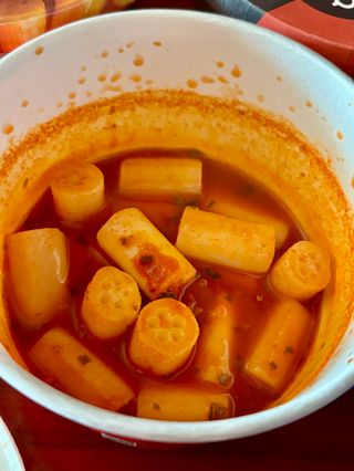 나우  [요리궁리] B타입 ( 매콤, 치즈, 매콤까르보 ) 꽃떡볶이 6개입 세트 — 5점을 준 리뷰어가 2025년 3월 올린 사용 사진