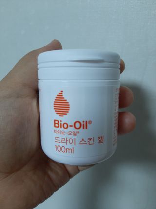 바이오오일 [바이오-오일] 드라이 스킨 젤 100ml — 5점을 준 리뷰어가 2021년 6월 올린 사용 사진