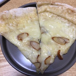 [푸딩팩토리] 수제화덕 피자 3종 택2_부대피자/김치피자/트러플고르곤졸라피자 — 4.5점을 준 리뷰어가 2022년 6월 올린 사용 사진