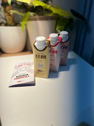 파워풀엑스 [프쌤] 더 맛있고 강력해진 고단백 음료 3종 (초코맛,딸기맛,커피맛) — 5점을 준 리뷰어가 2023년 1월 올린 사용 사진