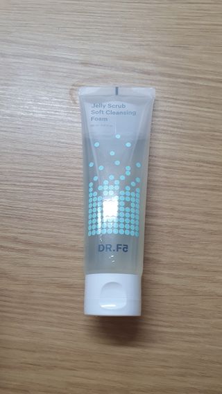 닥터에프파이브 젤리스크럽 소프트 클렌징폼 120ml — 5점을 준 리뷰어가 2022년 6월 올린 사용 사진