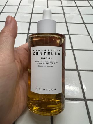 MF[스킨1004] 마다가스카르 센텔라 앰플 100ml — 4.5점을 준 리뷰어가 2024년 5월 올린 사용 사진