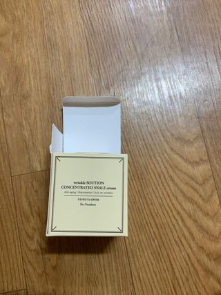 Dr.느루벗 느루벗 링클 솔루션 콘센트레이트 스네일 탄력 달팽이 크림 80g — 5점을 준 리뷰어가 2021년 3월 올린 사용 사진