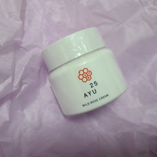 AYU25[아유트웬티파이브]다마스크로즈워터 베이스 천연 수분 촉촉 크림 — 5점을 준 리뷰어가 2021년 3월 올린 사용 사진