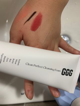 지지지 클린 퍼펙트 클렌징폼 120g — 5점을 준 리뷰어가 2022년 3월 올린 사용 사진