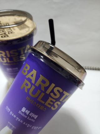 바리스타룰스 돌체 라떼 — 4점을 준 리뷰어가 2023년 4월 올린 사용 사진