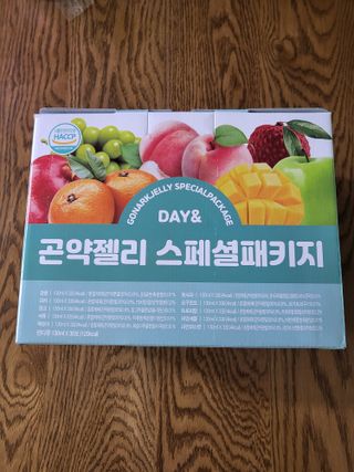 참앤들황토농원 10가지 맛, 입맛대로 스페셜하게~ 가볍게 한 포 땡! 곤약젤리 스페셜 패키지 130ml x 30포 — 5점을 준 리뷰어가 2022년 12월 올린 사용 사진