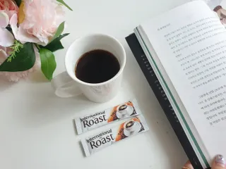 인터내셔널로스트 [인터내셔널 로스트] 호주마약커피 200T — 5점을 준 리뷰어가 2021년 9월 올린 사용 사진