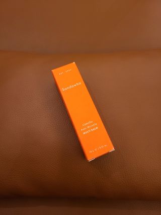 스킨큐어 산다화 카멜리아 안티 링클 멀티밤 — 5점을 준 리뷰어가 2022년 10월 올린 사용 사진