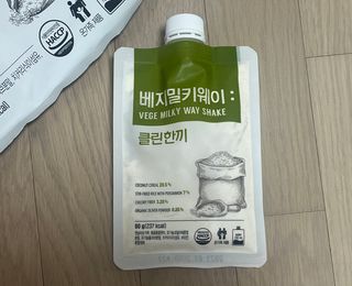 클린24시간  클린한끼 쉐이크 1세트 (5개) — 4점을 준 리뷰어가 2023년 3월 올린 사용 사진