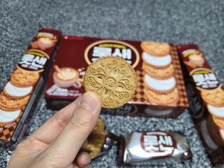 롯데제과 롯샌 카페크런치 — 5점을 준 리뷰어가 2021년 10월 올린 사용 사진