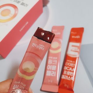 인디닥터 면역 생생 핑크 이뮨 젤리 + 타이탄 BCAA 프로틴 젤리스틱 — 5점을 준 리뷰어가 2022년 3월 올린 사용 사진