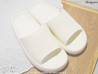창신리빙 [프랑코 EVA 항균 거실화] 똑똑한 정리 수납 — 4점을 준 리뷰어가 2021년 2월 올린 사용 사진