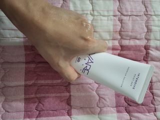 바르셀 수딩젤 수분젤 진정크림 쿨링젤 인텐시브 모이스트 젠 100ml — 5점을 준 리뷰어가 2021년 11월 올린 사용 사진