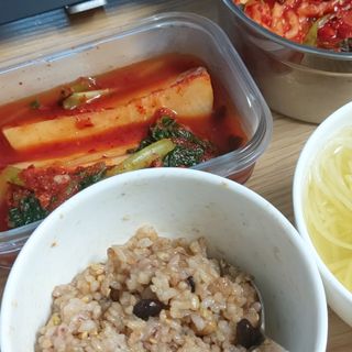 셰프애찬 알타리김치 총각김치 1kg — 5점을 준 리뷰어가 2022년 10월 올린 사용 사진