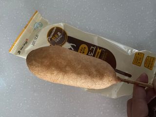 오마뎅 한우핫도그 — 5점을 준 리뷰어가 2021년 6월 올린 사용 사진