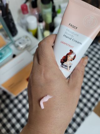 파시 FASCY 高保湿ハンドクリーム40ml+80ml セット — 4점을 준 리뷰어가 2021년 5월 올린 사용 사진