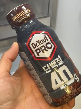 닥터유 프로 단백질 드링크 40g 초코 닥터유 프로 단백질드링크 40g 초코 — 5점을 준 리뷰어가 2024년 8월 올린 사용 사진