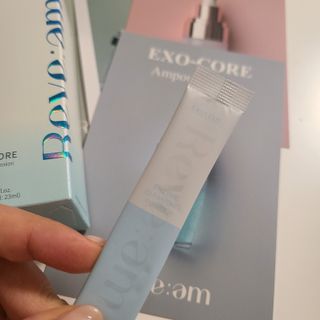 나우 [리브엠] 화해 1등 수분앰플 , 엑소코어 워터풀 텐션 앰플 — 4점을 준 리뷰어가 2023년 7월 올린 사용 사진