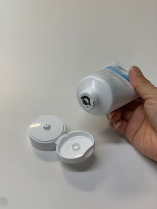 랑벨 수퍼내츄럴 아쿠아 수딩 크림 100ml — 5점을 준 리뷰어가 2022년 5월 올린 사용 사진