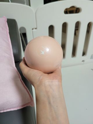트라택 쿠셔닝 웨이트볼 0.5kg + 1kg SET — 5점을 준 리뷰어가 2022년 6월 올린 사용 사진