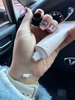 러브모아 향수 고체향수 승무원 고체향수 바르는 향수 니치향수 도손 우드세이지 앤 씨솔트 — 5점을 준 리뷰어가 2023년 1월 올린 사용 사진