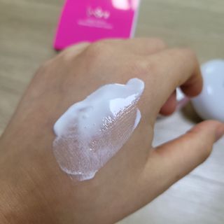 랑스레 매직피치 화이트닝 파워 화이트닝크림 — 5점을 준 리뷰어가 2021년 5월 올린 사용 사진