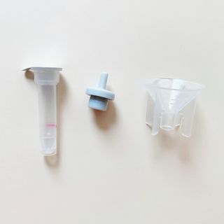 케이퓨리 아나파코 코로나 타액 자가 진단키트 1회분 3개 — 5점을 준 리뷰어가 2023년 4월 올린 사용 사진