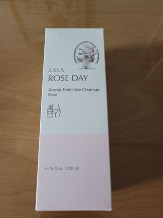 라라로즈데이 시즌2 여성청결제 200ml 아로마 페미민 클렌저, 독일더마인증 — 5점을 준 리뷰어가 2021년 9월 올린 사용 사진