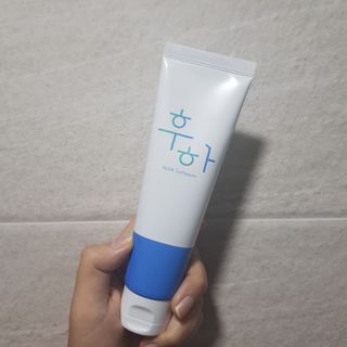 [심폐소생소] 무불소 임산부 천연 치약 — 5점을 준 리뷰어가 2021년 10월 올린 사용 사진