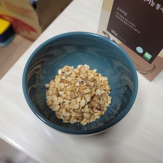 씨알푸드 유기농 쌀 시리얼 390g + 갓 구운 유기농 발아통곡물 150g — 5점을 준 리뷰어가 2022년 1월 올린 사용 사진