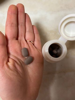 닥터피엔티 [Dr.PNT] 하루 2알로 건강한 다이어트! 한겨울에도 체지방만 쏙~ 슬림핏 다이어트 — 5점을 준 리뷰어가 2023년 4월 올린 사용 사진