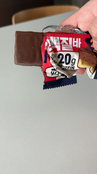 이지프로틴바 3종x각 2ea (고단백질바, 멀티단백질바, 식물성단백질바) — 5점을 준 리뷰어가 2024년 3월 올린 사용 사진