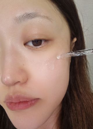 나우 [리브엠] 화해 1등 수분앰플 , 엑소코어 워터풀 텐션 앰플 — 5점을 준 리뷰어가 2023년 8월 올린 사용 사진