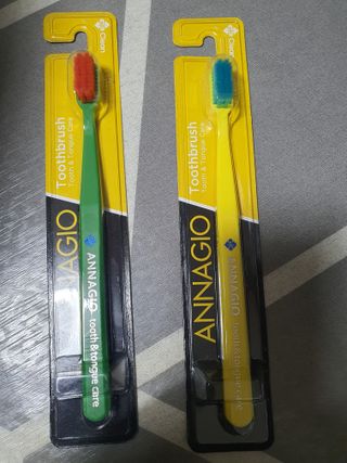 [지오클린] 안나지오 구취케어  기능성 치약 칫솔 세트 (칫솔 5 개+치약 100g 1 개 ) — 5점을 준 리뷰어가 2023년 4월 올린 사용 사진
