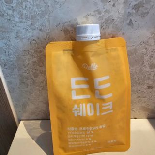 [덜다] 든든 식물성 단백질 쉐이크 40g X 7입 (곡물/딸기) — 5점을 준 리뷰어가 2023년 8월 올린 사용 사진