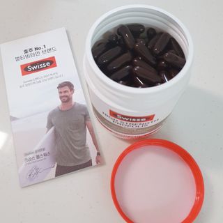 Swisse 스위스 고함량 프로폴리스 2,000mg 210정 — 4점을 준 리뷰어가 2021년 4월 올린 사용 사진