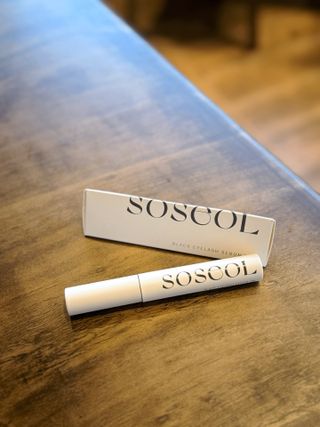 더소설 소설 블랙아이래쉬 세럼 10g(SOSEOL BLACK EYELASH SERUM 10g) — 5점을 준 리뷰어가 2024년 3월 올린 사용 사진