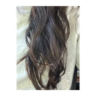 [유니프] 헤어 샤이니 핑크 컬러 트리트먼트240g — 5점을 준 리뷰어가 2023년 12월 올린 사용 사진