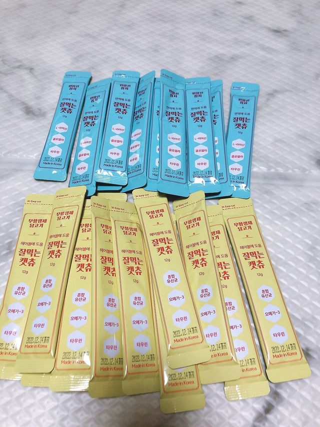 페페로니 잘 먹는 캣츄 - 무항생제 닭고기 12개 + 원양선 참치 12개 리뷰 사진