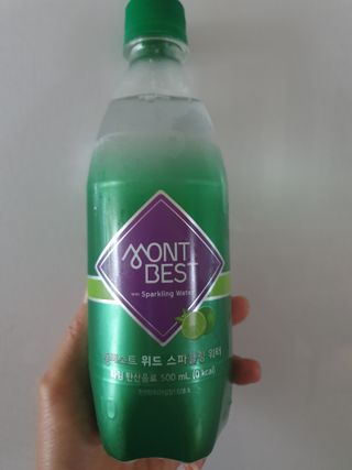 몽베스트 Montbest with Sparkling water Lime20병 — 4점을 준 리뷰어가 2022년 7월 올린 사용 사진