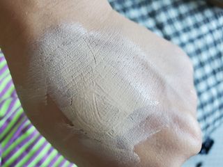 약손명가코스메틱 에오스보떼 블라인드 비비크림 50ml — 5점을 준 리뷰어가 2021년 8월 올린 사용 사진