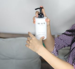 레츄얼 더 센트 바디로션 시크릿 파라다이스(500ml) — 5점을 준 리뷰어가 2022년 10월 올린 사용 사진