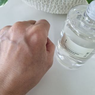 나우_스마트스토어 구매평 [디르] 카사바 하이드레이팅 워터 — 5점을 준 리뷰어가 2025년 4월 올린 사용 사진