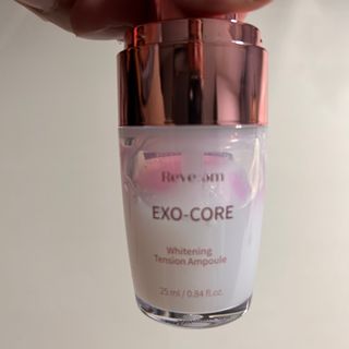 나우 [리브엠] 123억개 엑소좀으로 채운 눈부신 광채, 엑소코어 화이트닝 텐션 앰플 — 5점을 준 리뷰어가 2023년 10월 올린 사용 사진