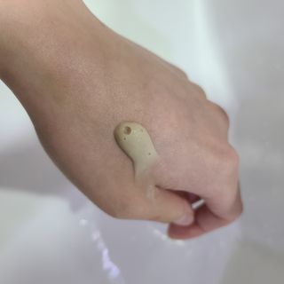 바디셀런스 벤토나이트 데일리 약산성 딥클렌징폼 120ml — 5점을 준 리뷰어가 2022년 1월 올린 사용 사진