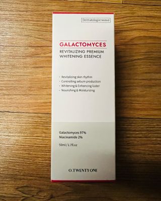 오투에니원 갈락토미세스 리바이탈라이징 프리미엄 화이트닝 에센스 50ml — 4.5점을 준 리뷰어가 2022년 12월 올린 사용 사진